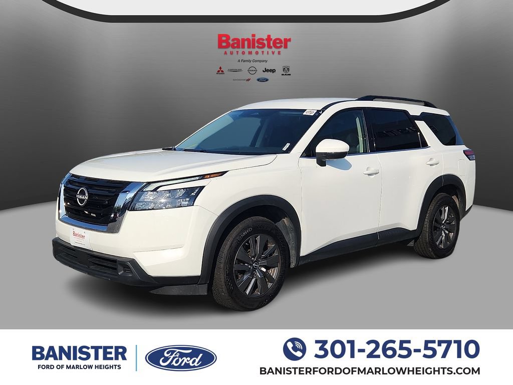Used 2024 Nissan Pathfinder SV