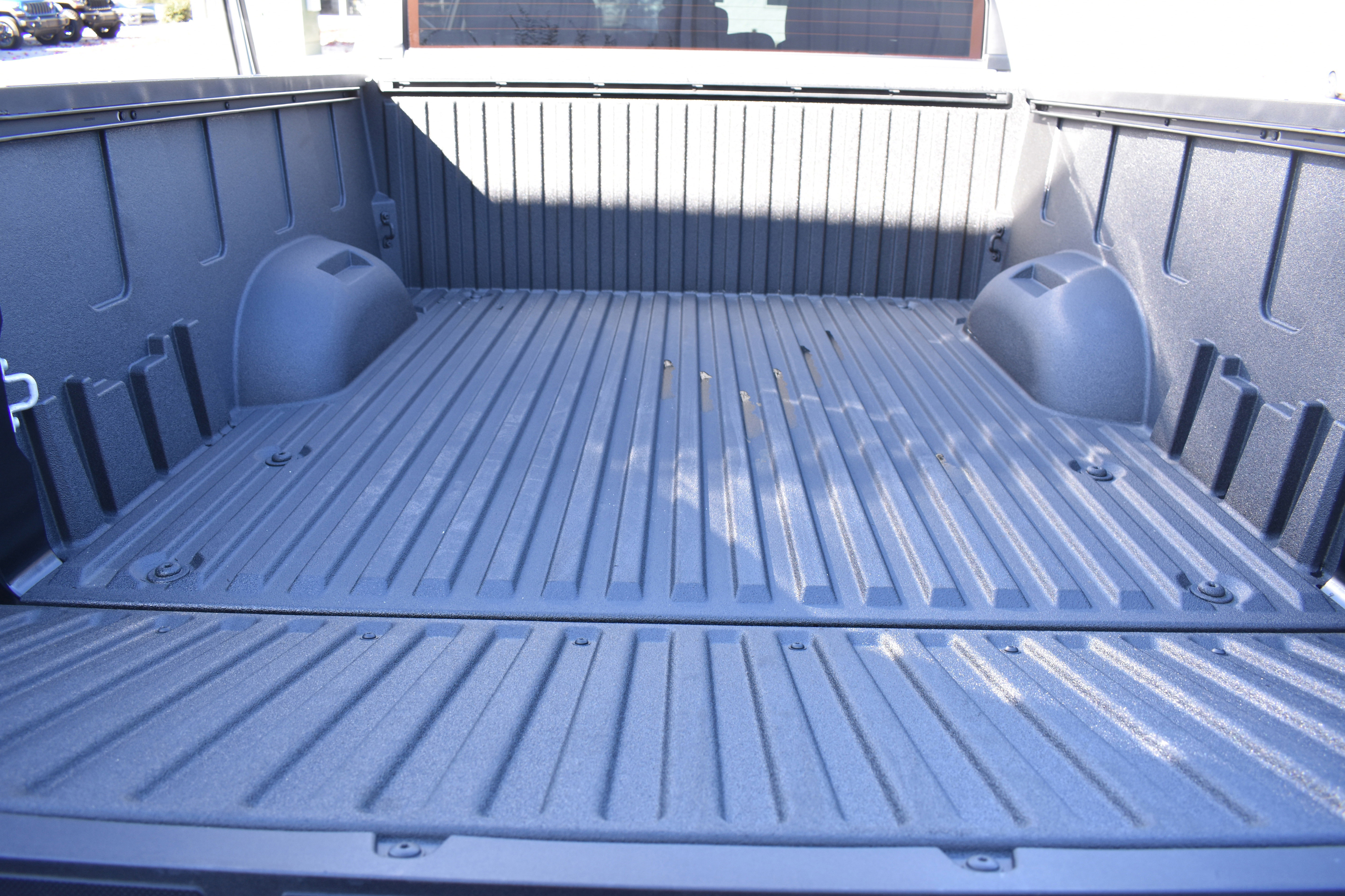 Used 2025 Toyota Tundra SR image 31