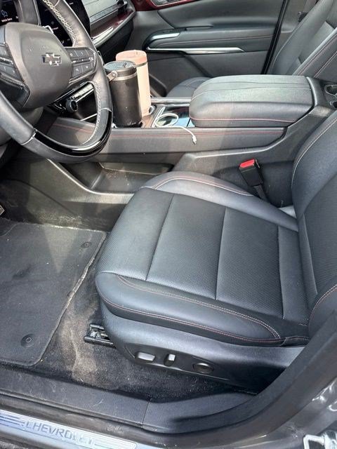 Used 2024 Chevrolet Traverse Z71 w/ Enhanced Driving Package AWD/4WD image 11