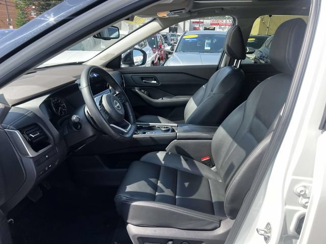 Used 2023 Nissan Rogue SL w/ SL Premium Package AWD/4WD image 16