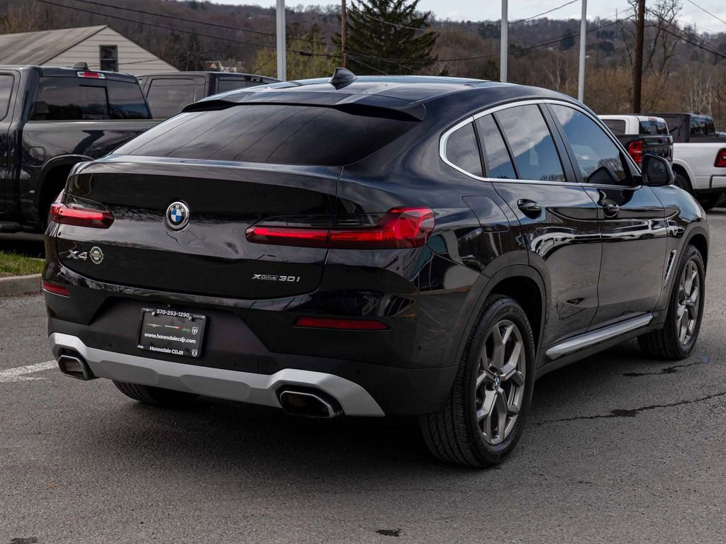 Used 2023 BMW X4 xDrive30i w/ Premium Package AWD/4WD image 4