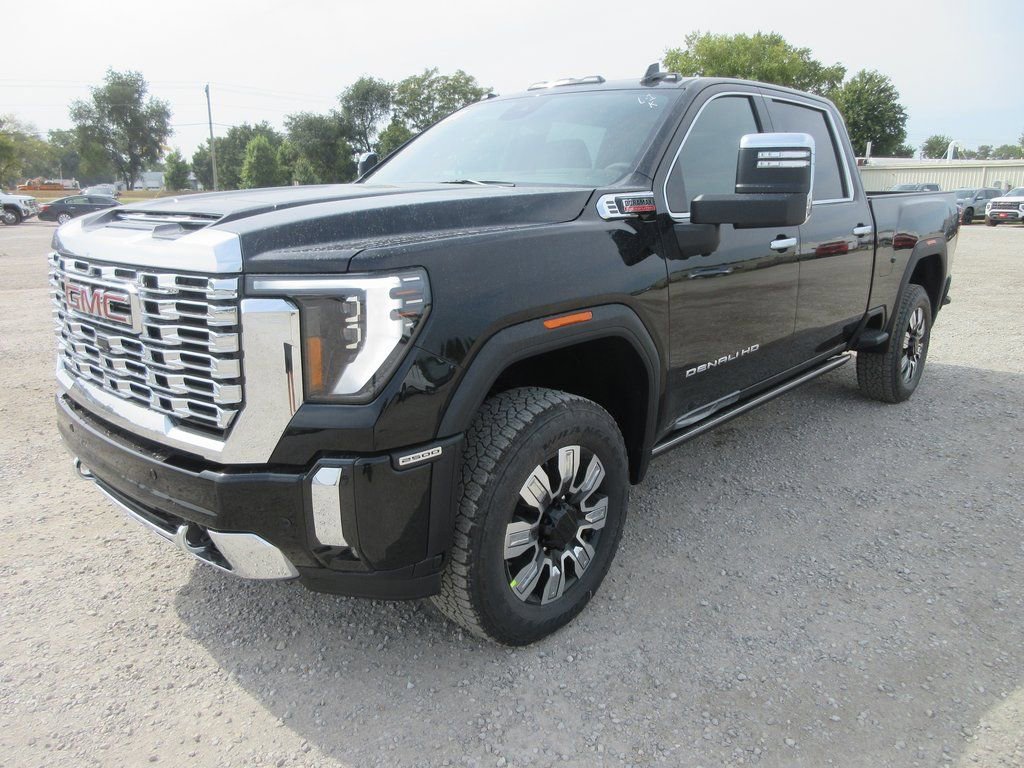 New 2026 GMC Sierra 2500 Denali w/ Denali Reserve Package image 11