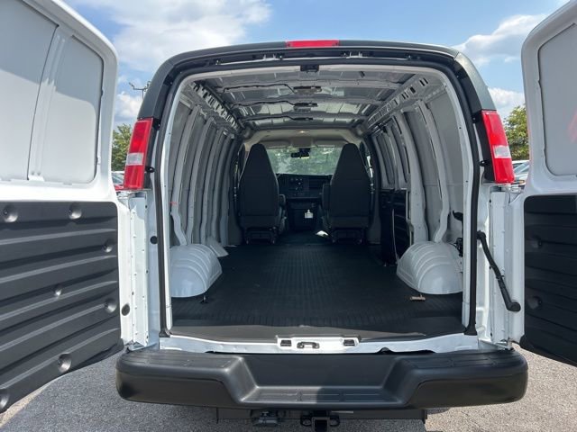 New 2025 Chevrolet Express 2500 image 25
