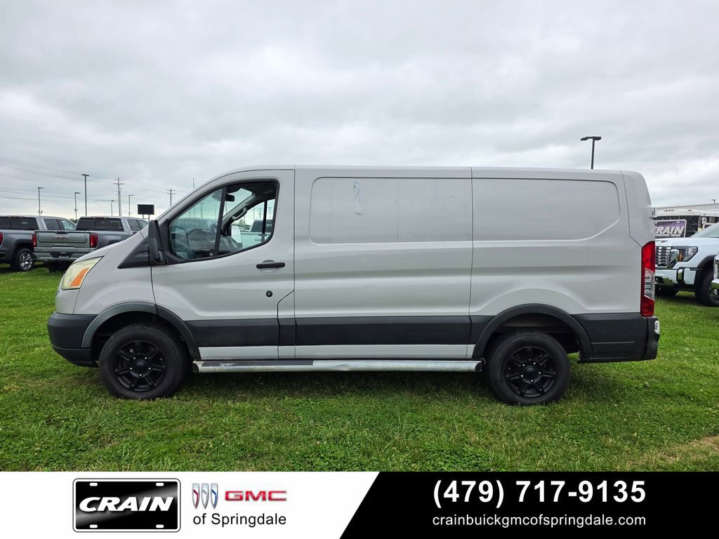 Used 2019 Ford Transit 250 130 Low Roof w/ Exterior Upgrade Package RWD image 4