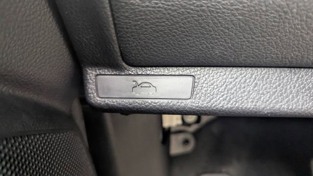 Used 2017 Subaru Forester 2.5i Touring image 31