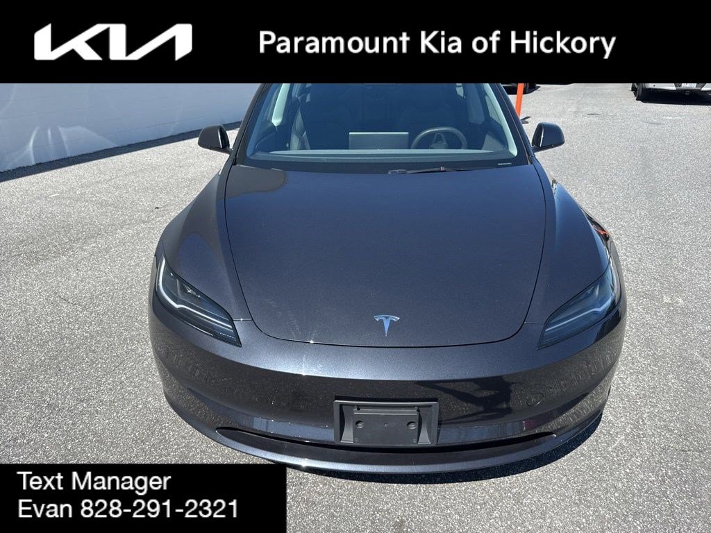 Used 2024 Tesla Model 3 Standard Range image 2
