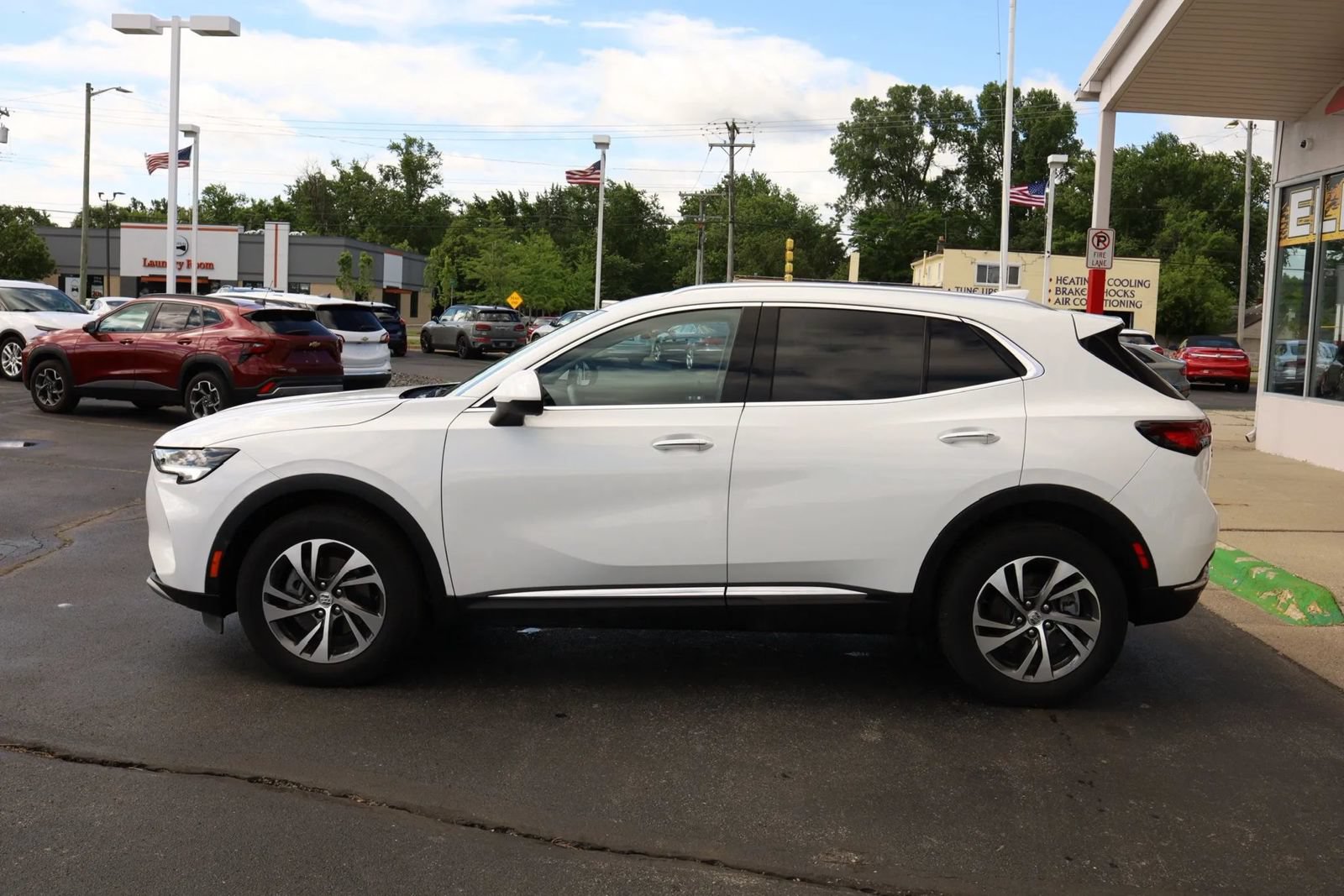 Used 2023 Buick Envision Essence AWD/4WD image 8