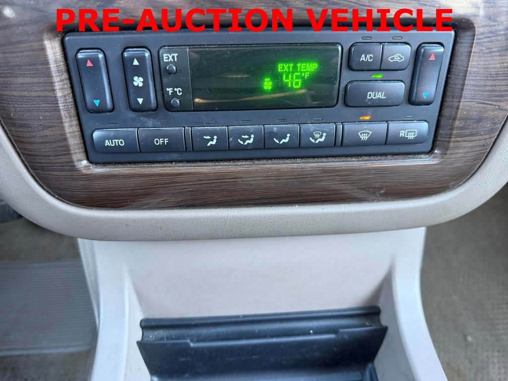 Used 2002 Ford Explorer Eddie Bauer image 17