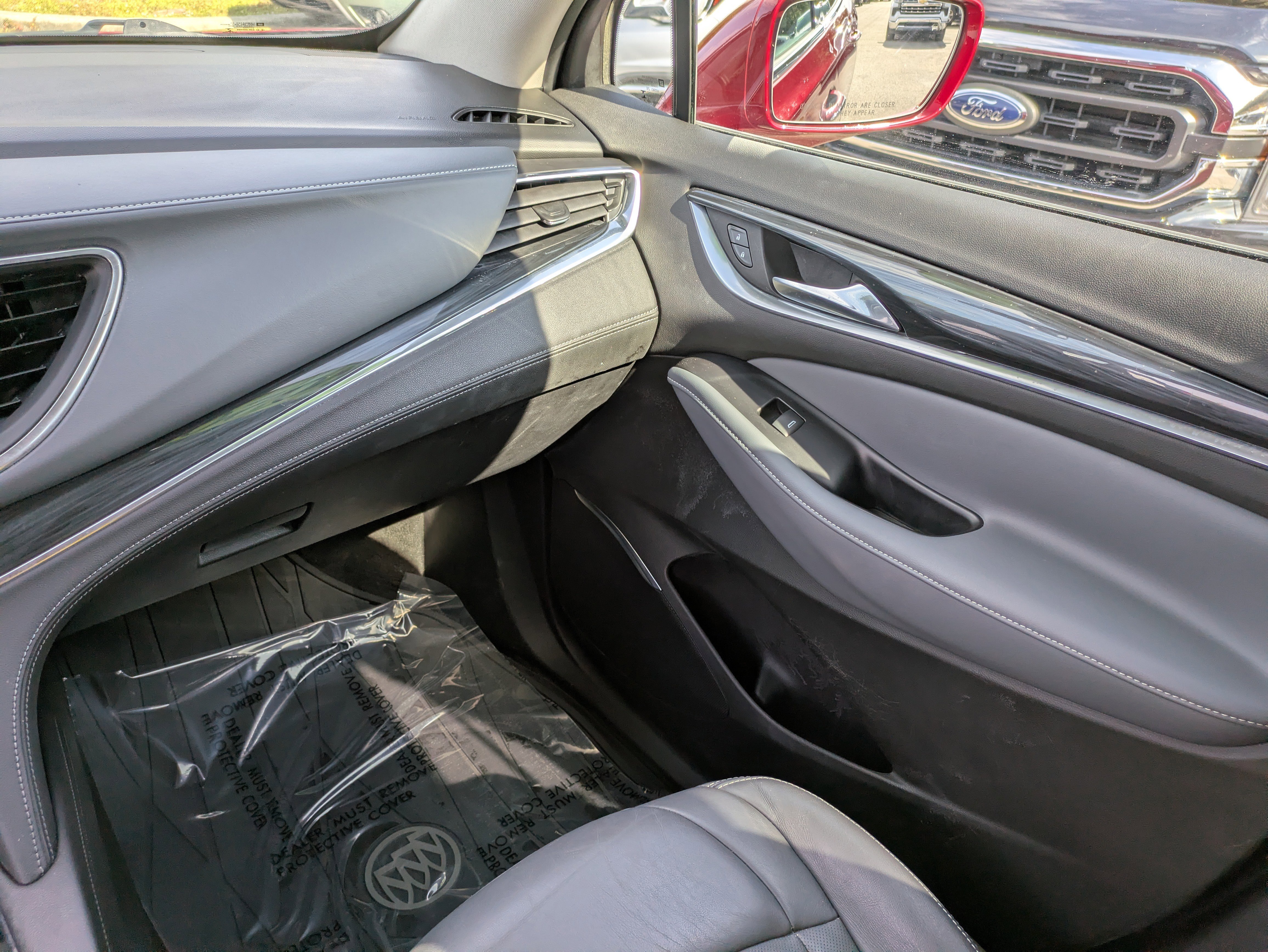 Used 2020 Buick Enclave Essence w/ Sport Touring Edition image 19