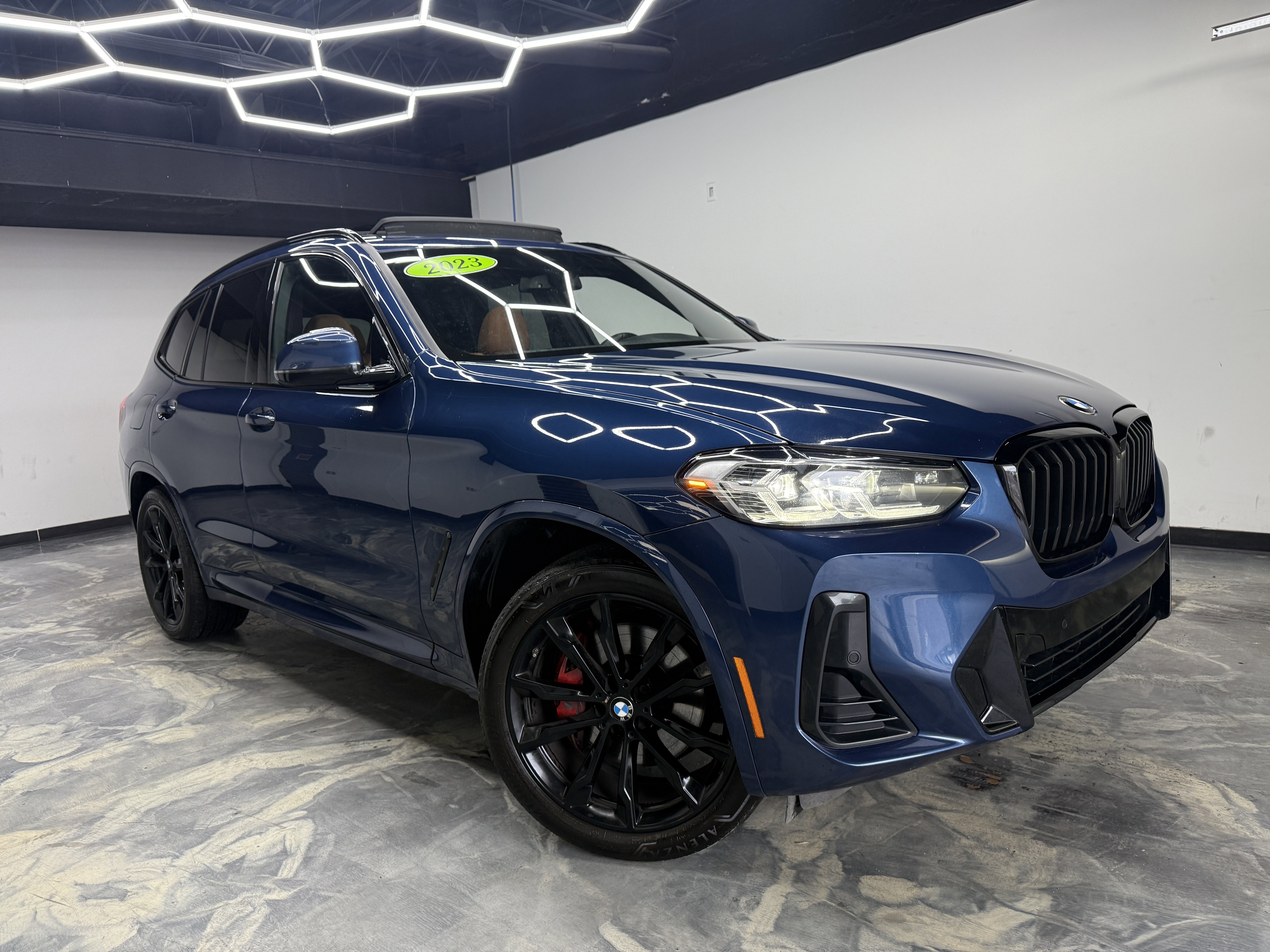 Used 2023 BMW X3 xDrive30i image 4