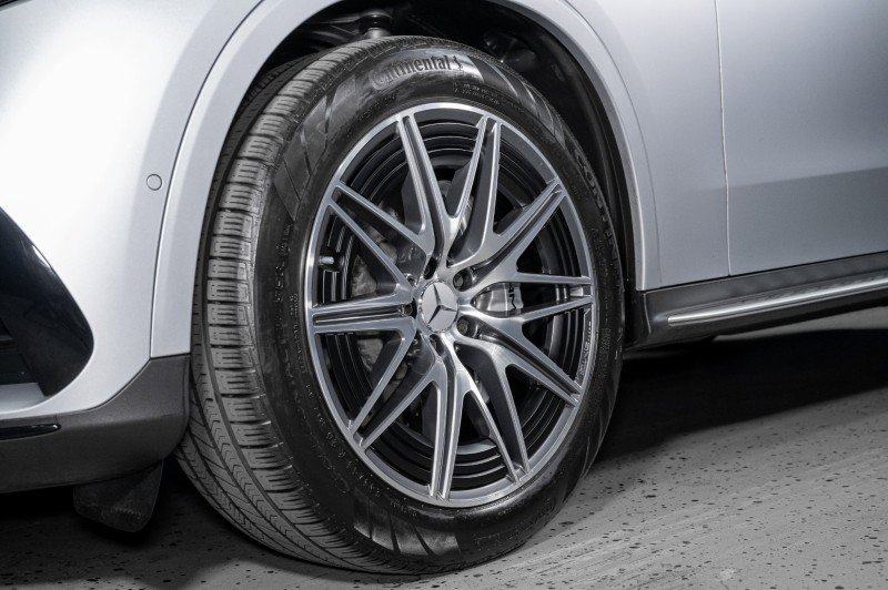 Used 2024 Mercedes-Benz GLC 43 AMG 4MATIC image 32