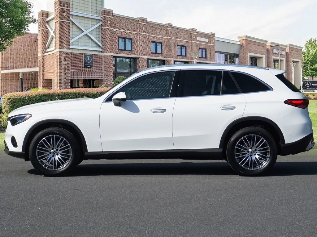 Certified 2026 Mercedes-Benz GLC 300 image 8