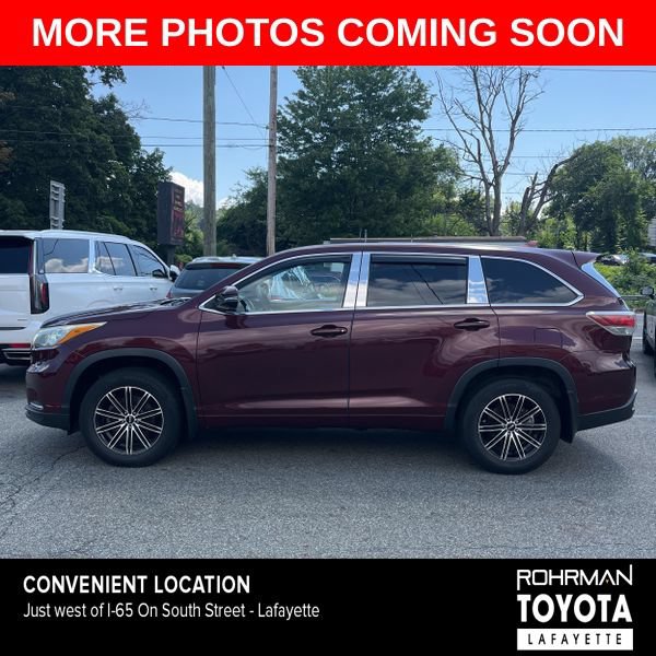 Used 2015 Toyota Highlander LE AWD/4WD image 2