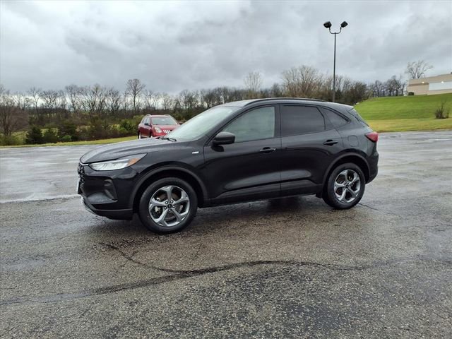 Used 2025 Ford Escape ST-Line image 35