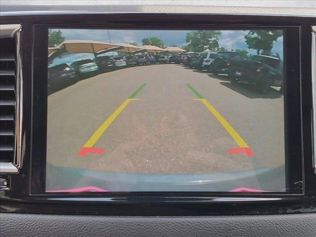 Used 2022 Chrysler Pacifica Touring-L FWD image 13