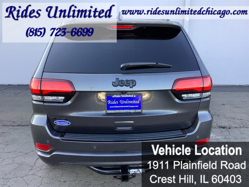 Used 2017 Jeep Grand Cherokee Altitude AWD/4WD image 5