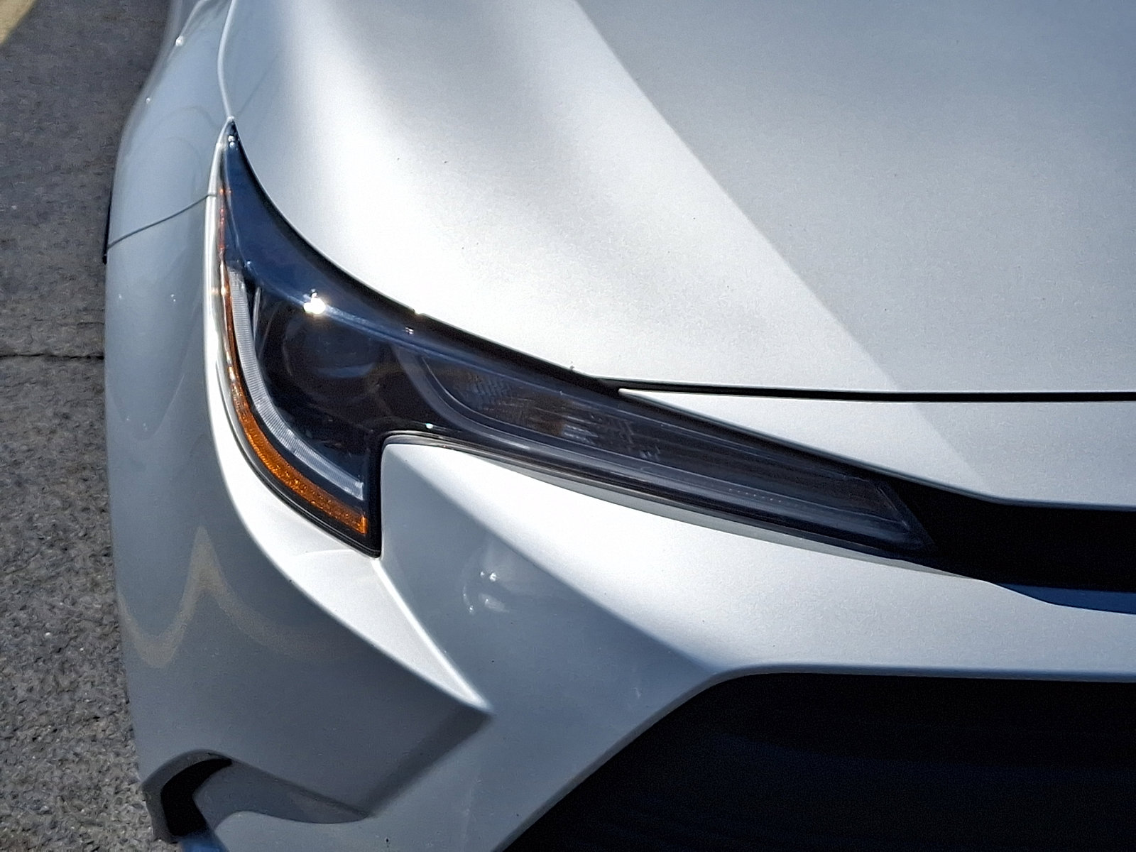 Used 2023 Toyota Corolla LE image 9