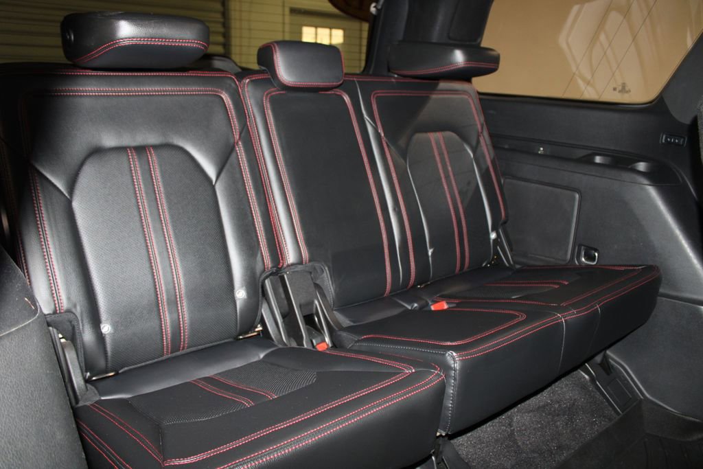 Used 2019 Ford Expedition Limited w/ Equipment Group 303A image 34