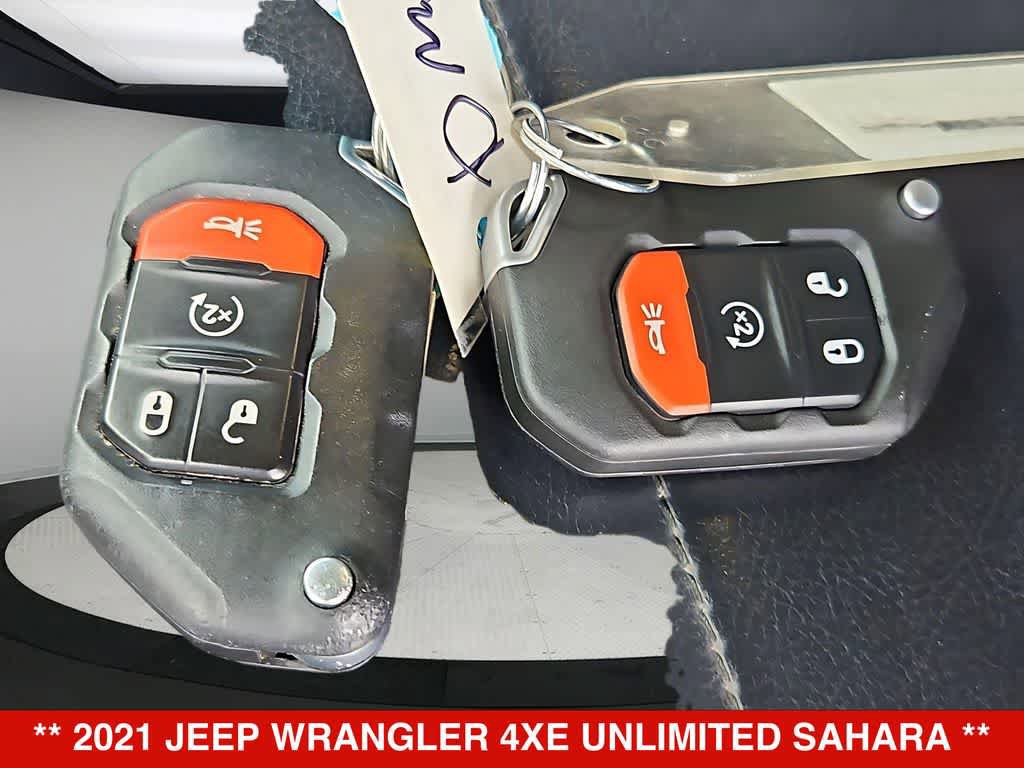 Used 2021 Jeep Wrangler Unlimited Sahara w/ Cold Weather Group AWD/4WD image 37