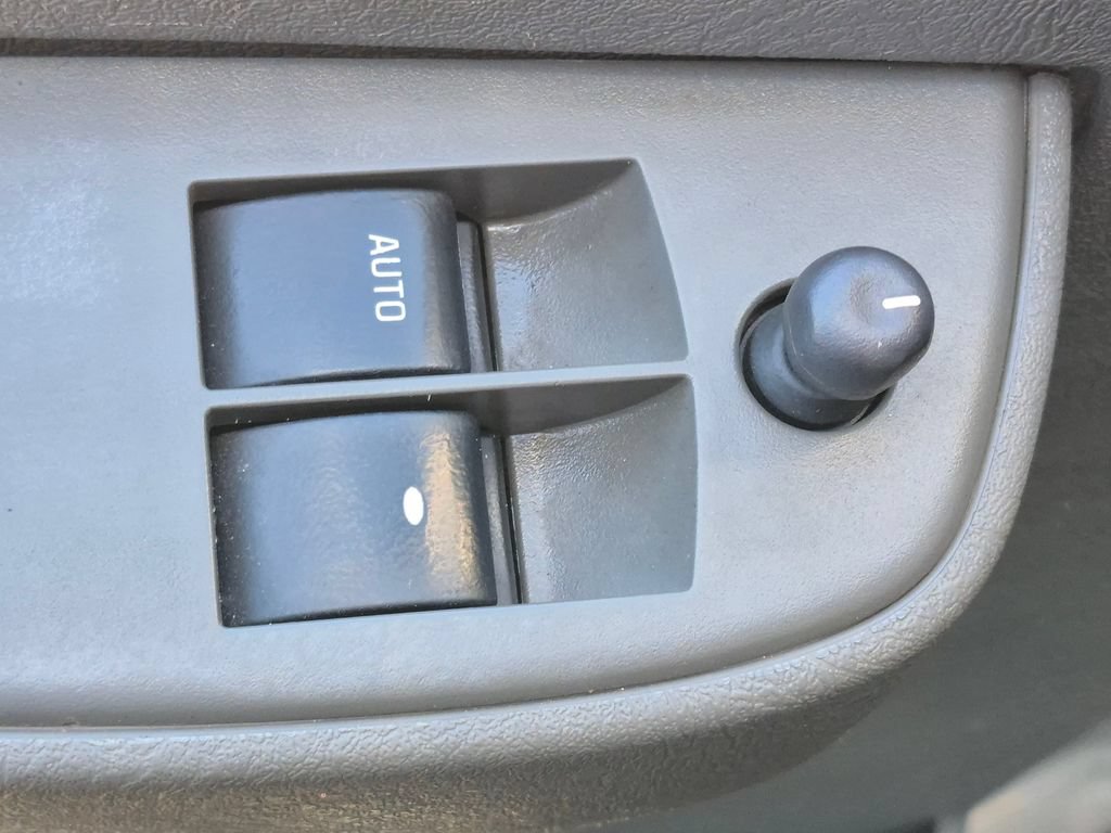Used 2020 Chevrolet Express 3500 w/ Power Convenience Package RWD image 14