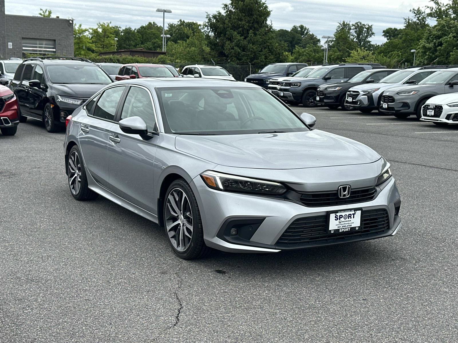 Used 2024 Honda Civic Touring image 25