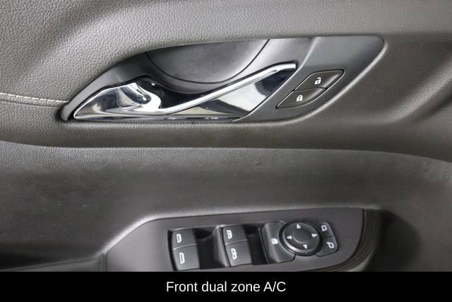 Used 2020 GMC Acadia SLT w/ Driver Alert Package II image 22