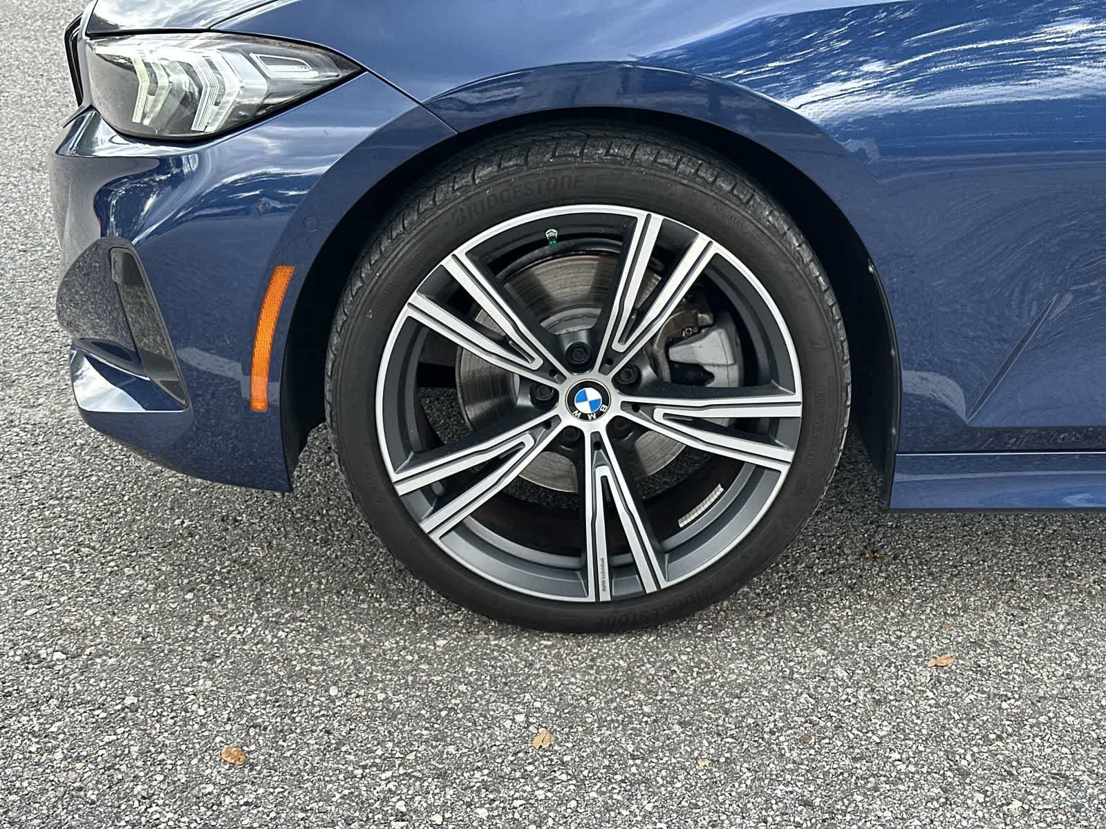 Used 2024 BMW 330i Sedan w/ Premium Package RWD image 13