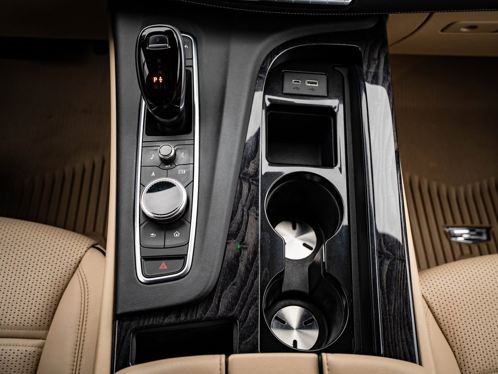 Used 2021 Cadillac Escalade ESV Premium Luxury image 41