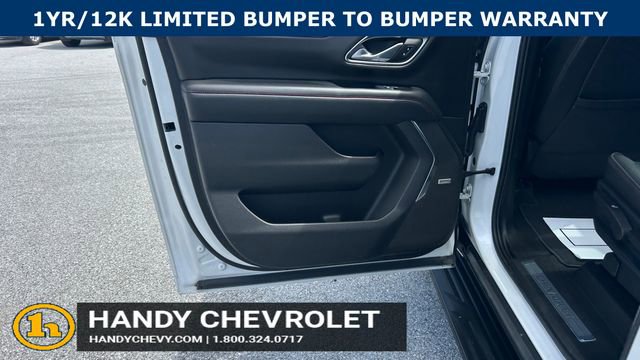 Certified 2023 Chevrolet Suburban RST w/ Luxury Package AWD/4WD image 36