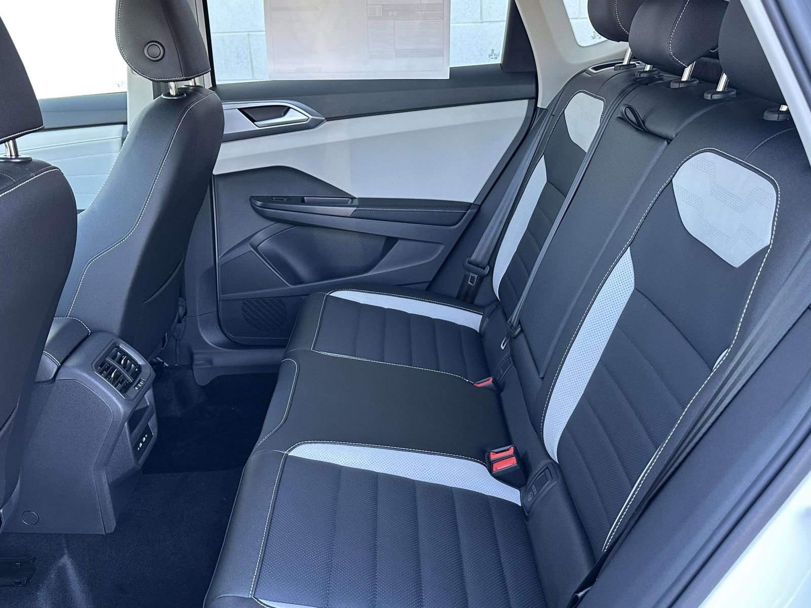 New 2026 Volkswagen Taos SEL image 13