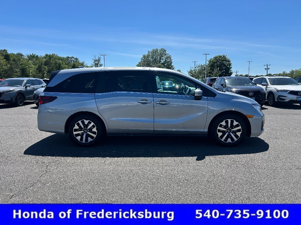 Used 2026 Honda Odyssey EX-L image 7