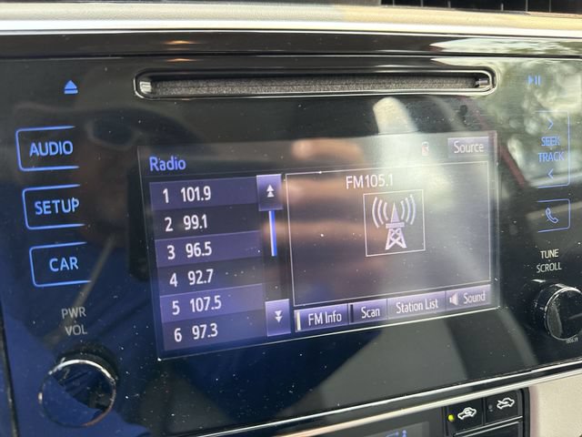 Used 2019 Toyota Corolla LE FWD image 16