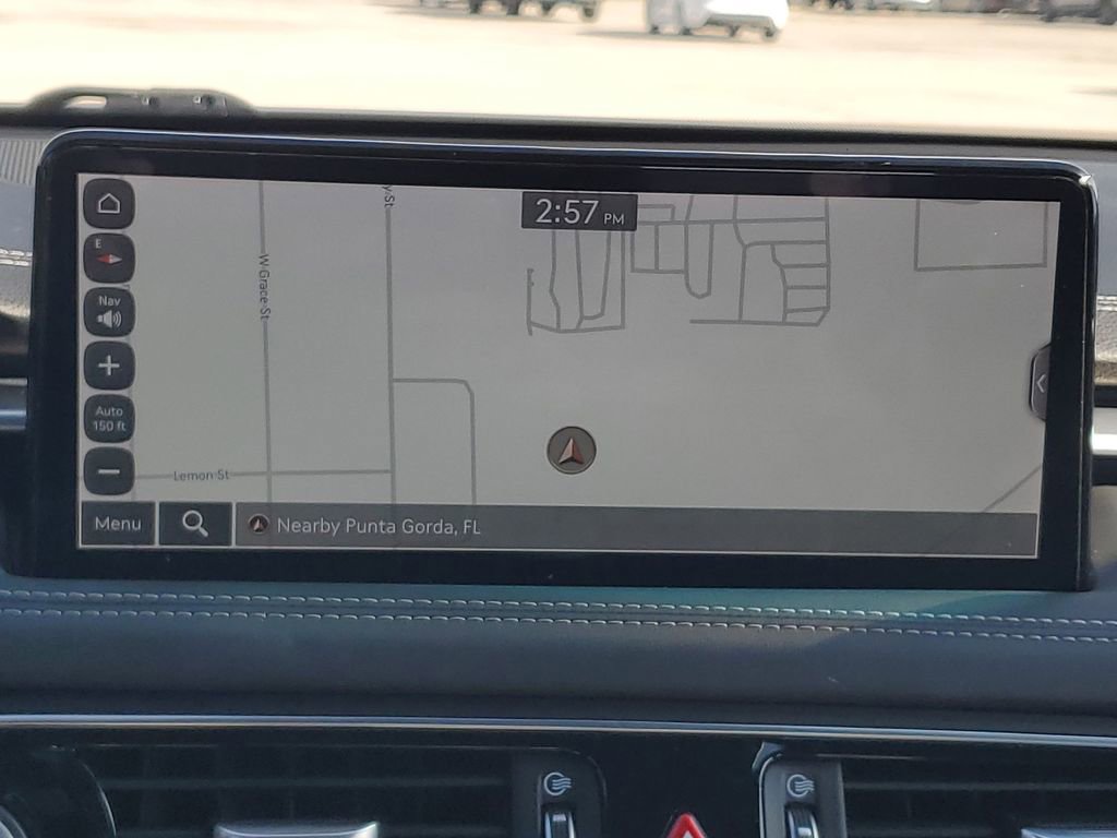 Used 2023 Genesis G70 2.0T image 31