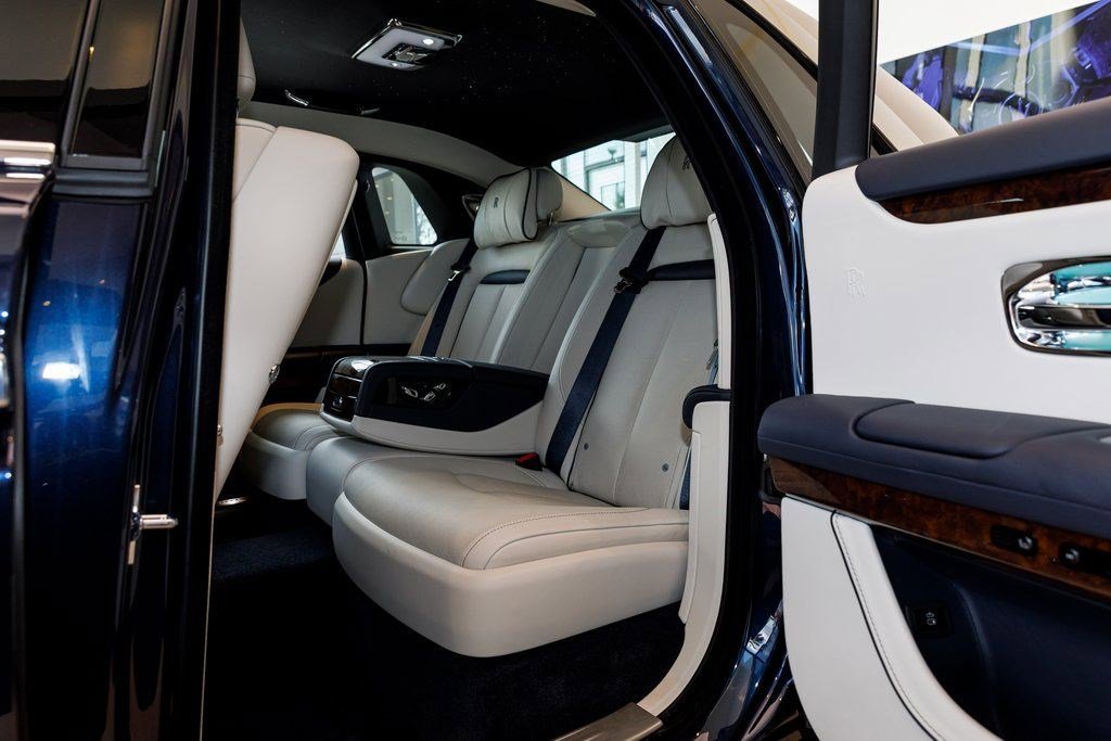 Used 2021 Rolls-Royce Ghost image 35