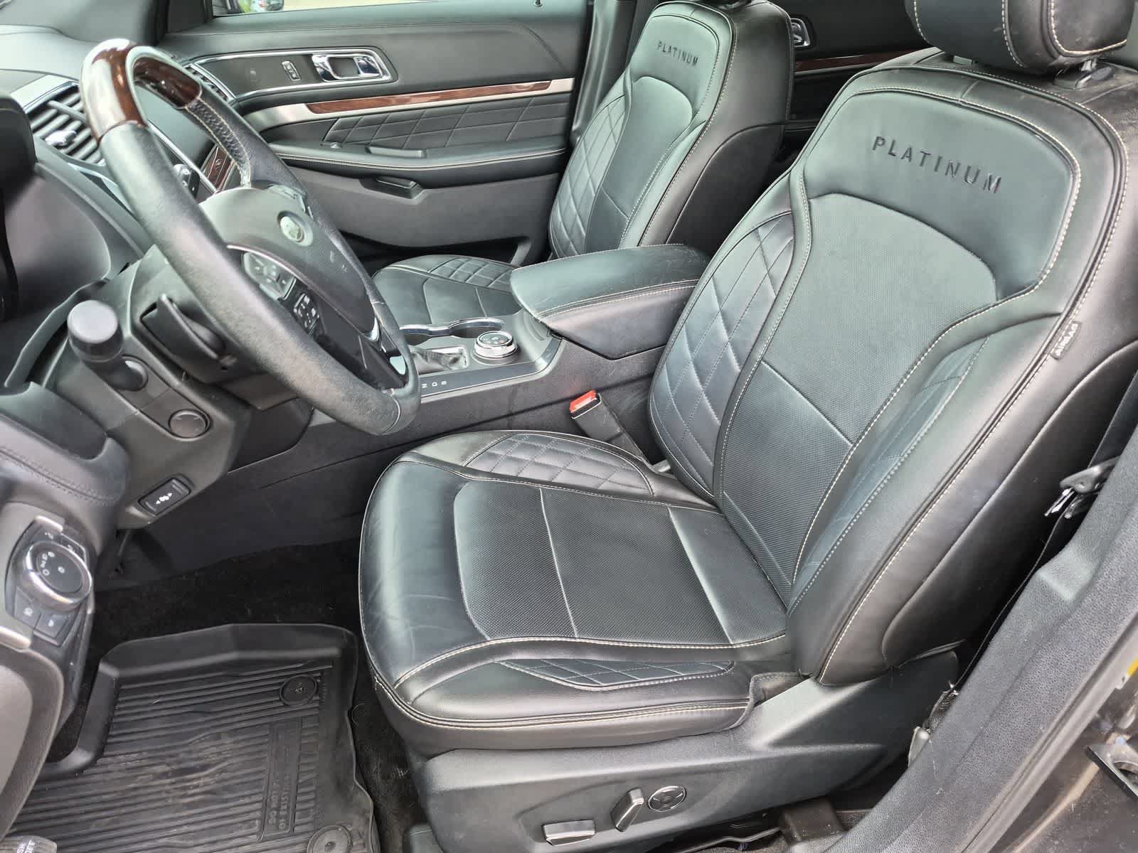 Used 2018 Ford Explorer Platinum AWD/4WD image 16