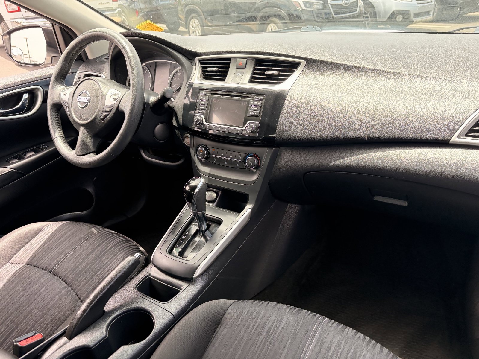 Used 2017 Nissan Sentra SV FWD image 11