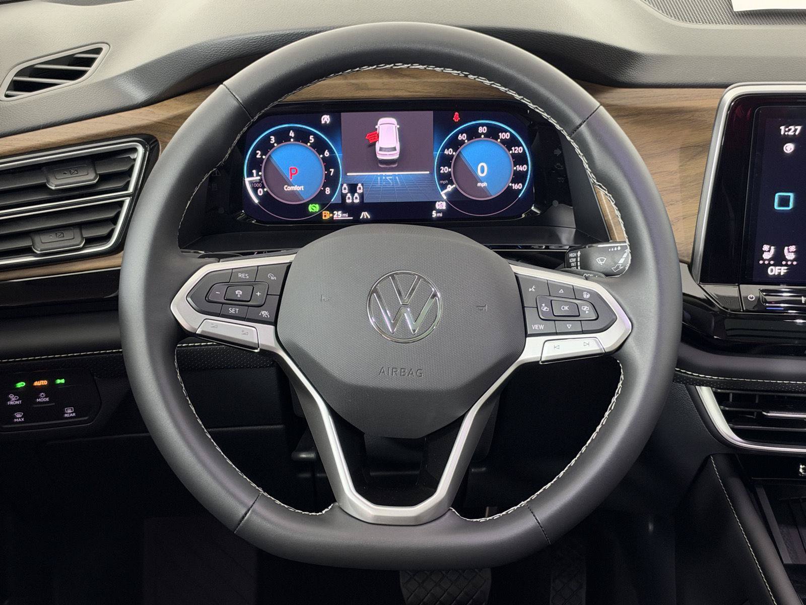 New 2026 Volkswagen Atlas SE FWD image 27