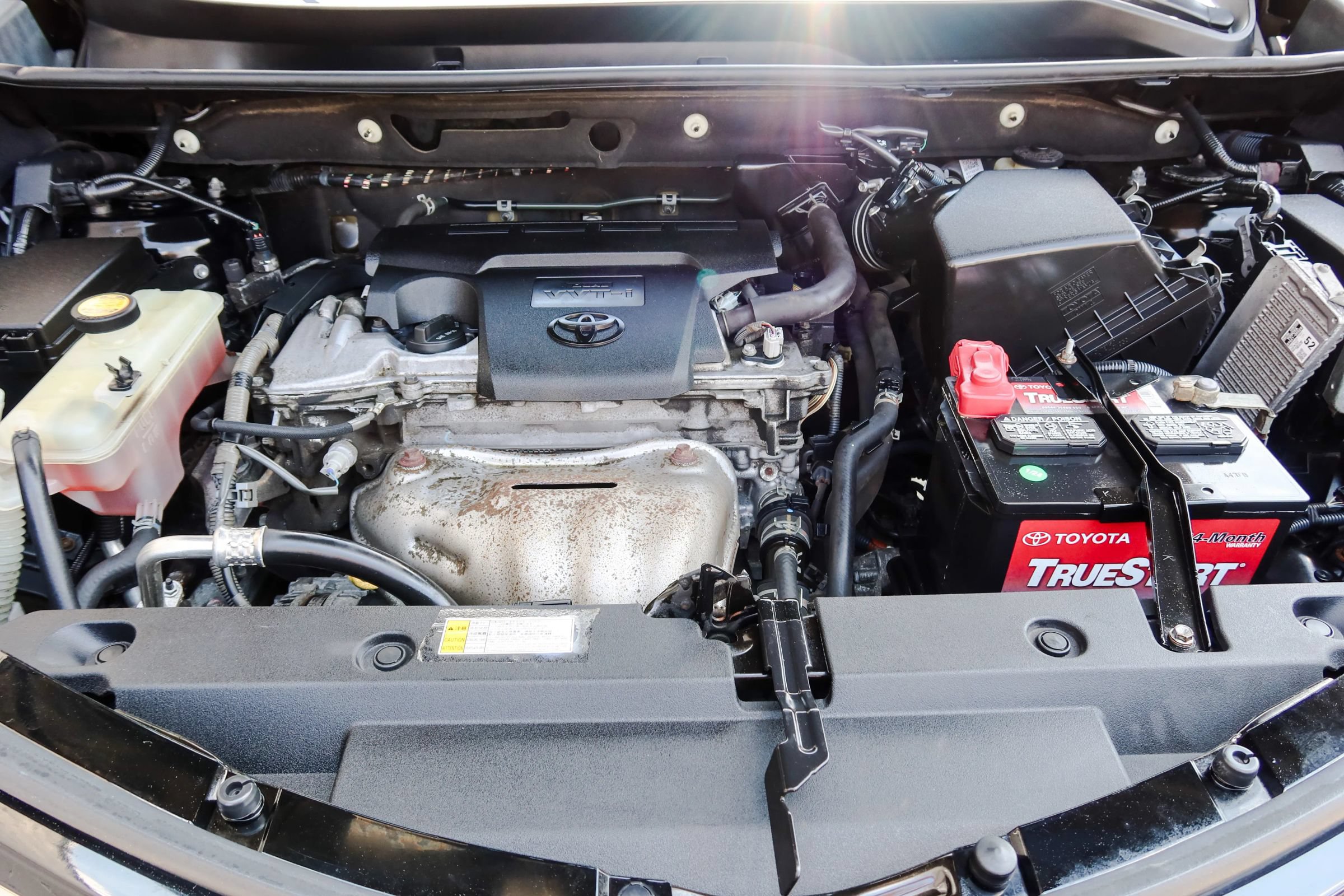 Used 2015 Toyota RAV4 Limited AWD/4WD image 23