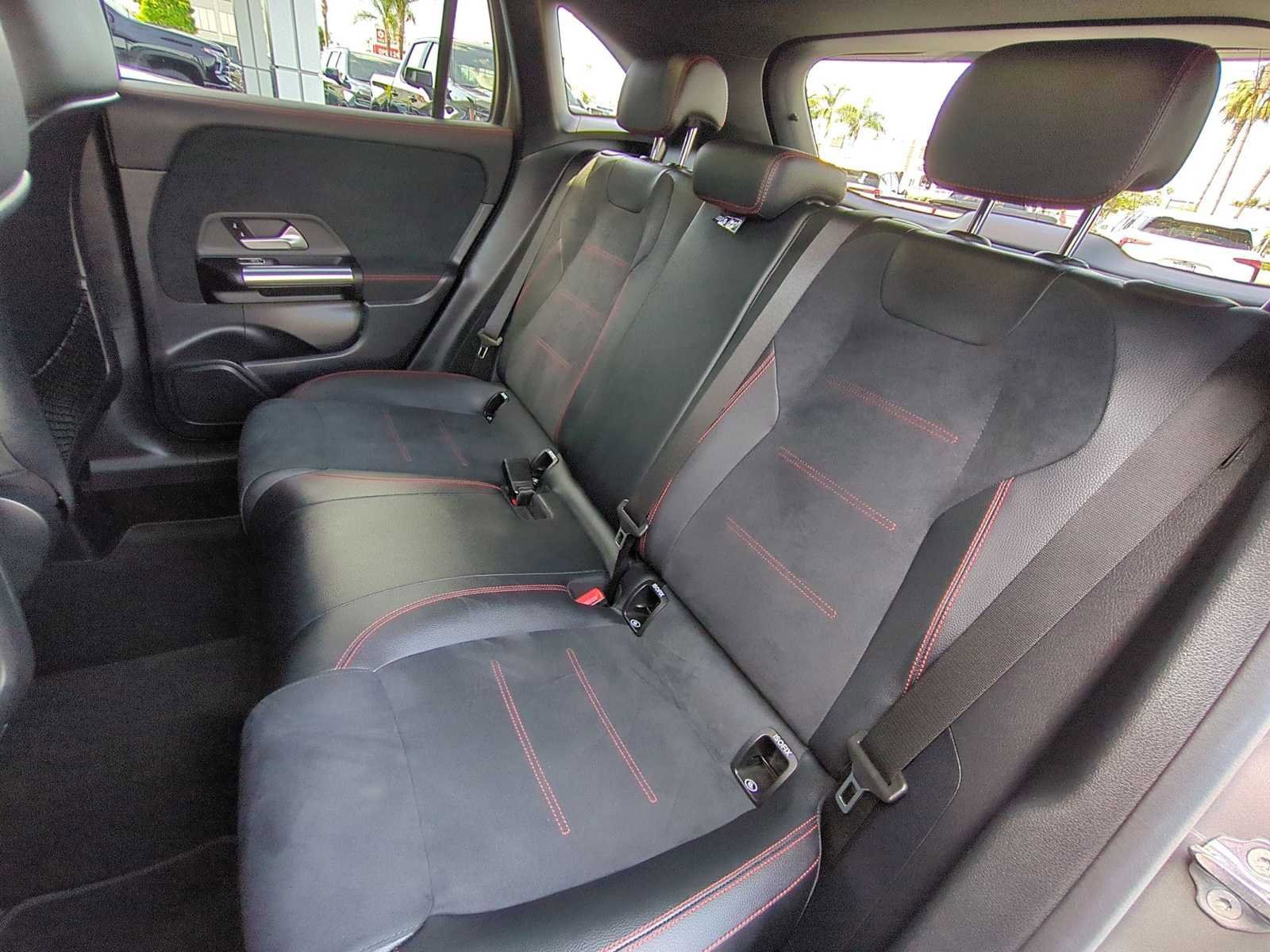 Used 2022 Mercedes-Benz GLA 250 image 25