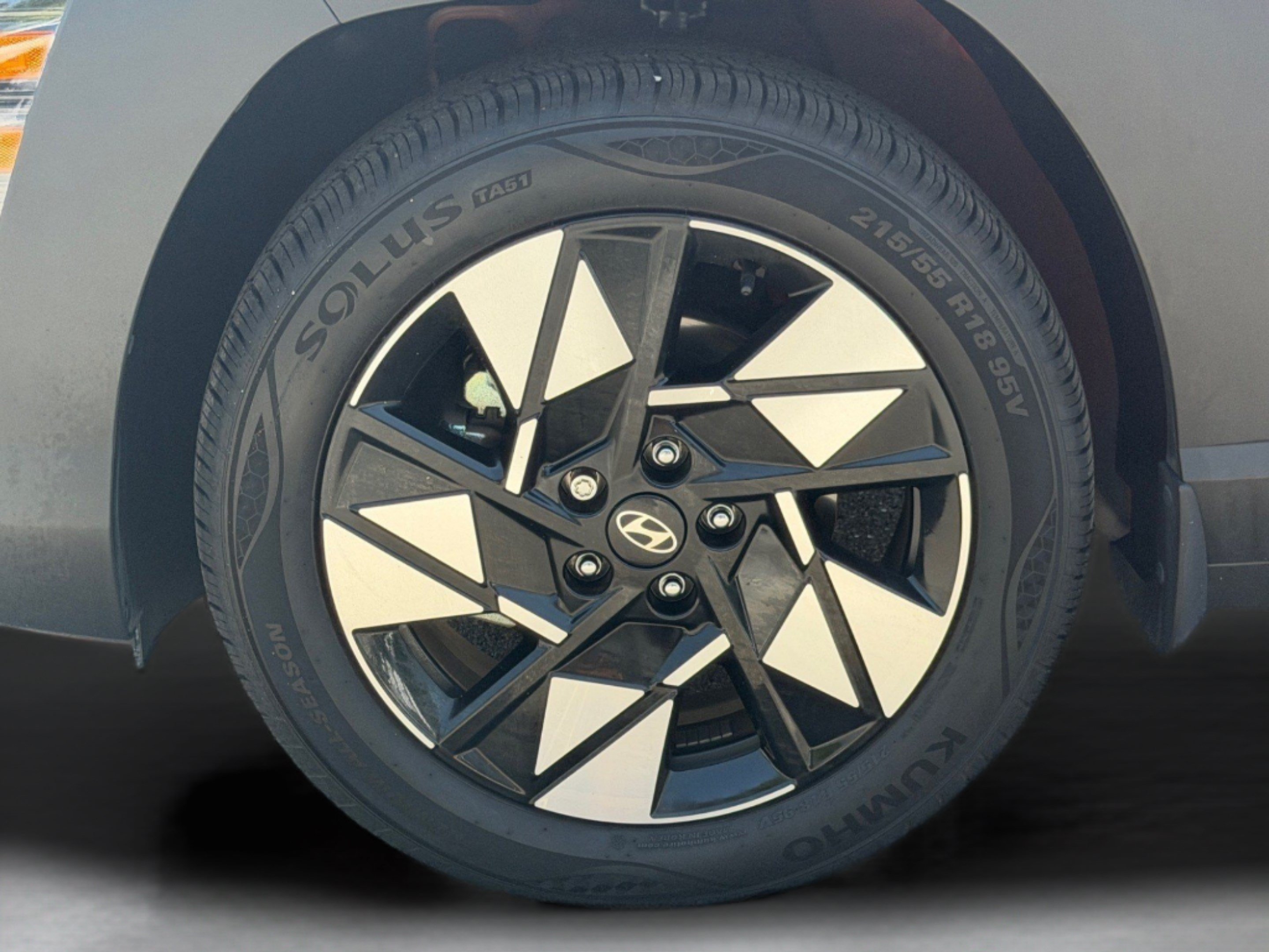 Used 2025 Hyundai Kona SEL FWD image 45