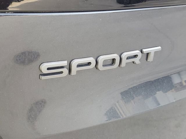 Used 2025 Land Rover Range Rover Sport SE AWD/4WD image 8