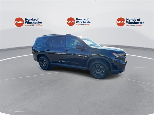 New 2025 Honda Pilot TrailSport image 11