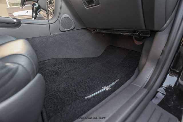 Used 2002 Ford Thunderbird Deluxe image 52