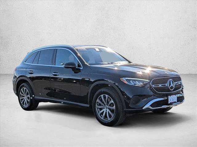 Used 2026 Mercedes-Benz GLC 300 4MATIC image 2