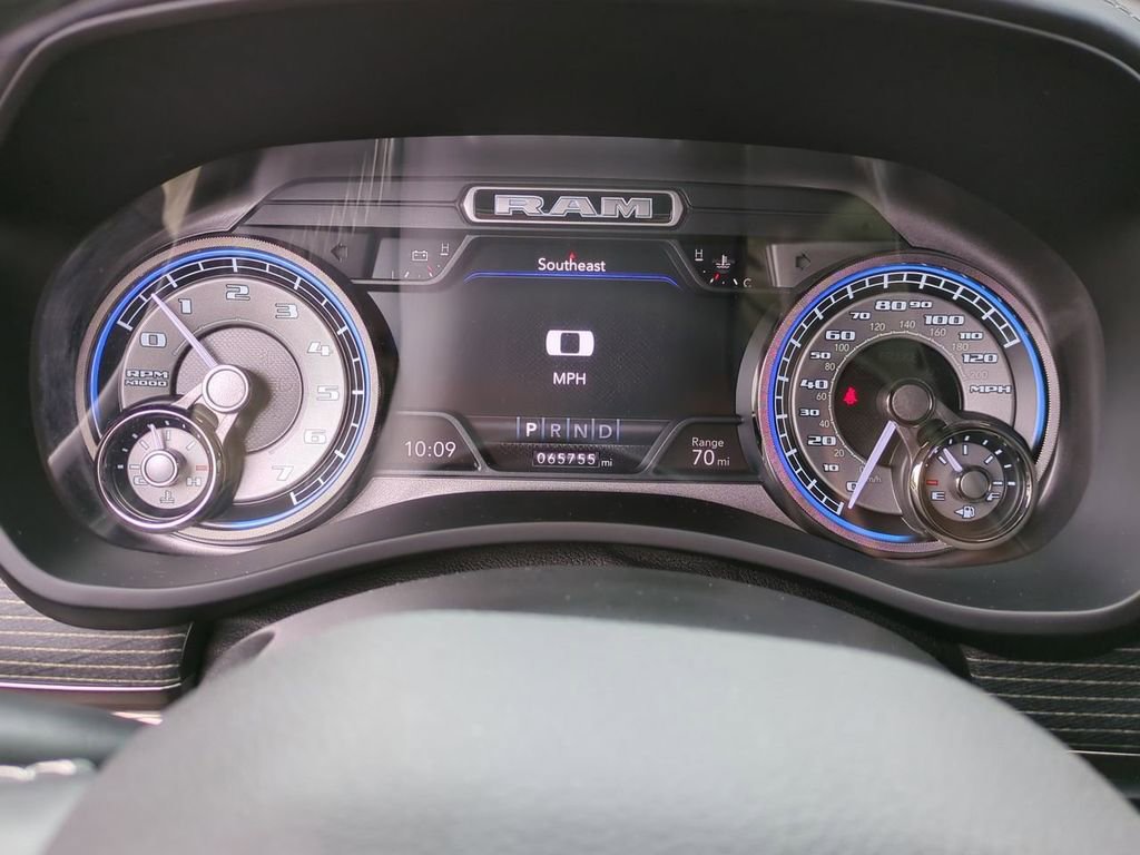 Used 2020 RAM 3500 Limited w/ Snow Chief Group image 18