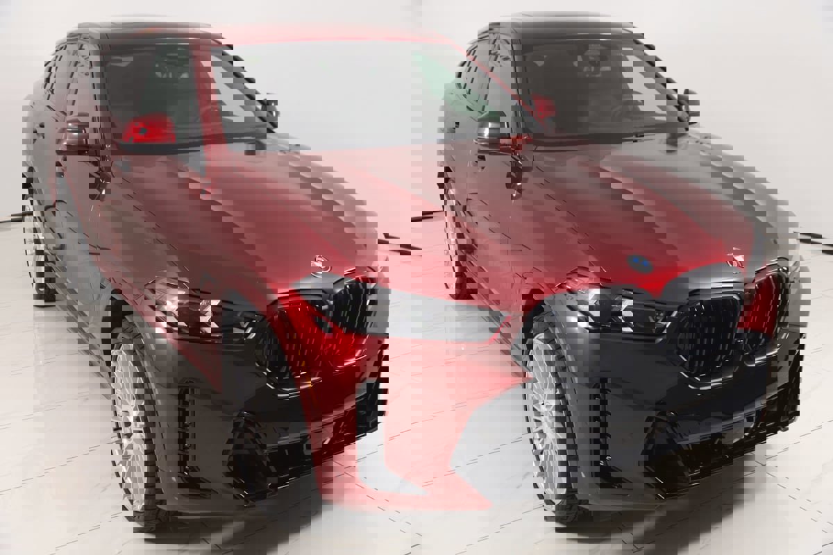 Used 2024 BMW X6 xDrive40i w/ Premium Package image 54