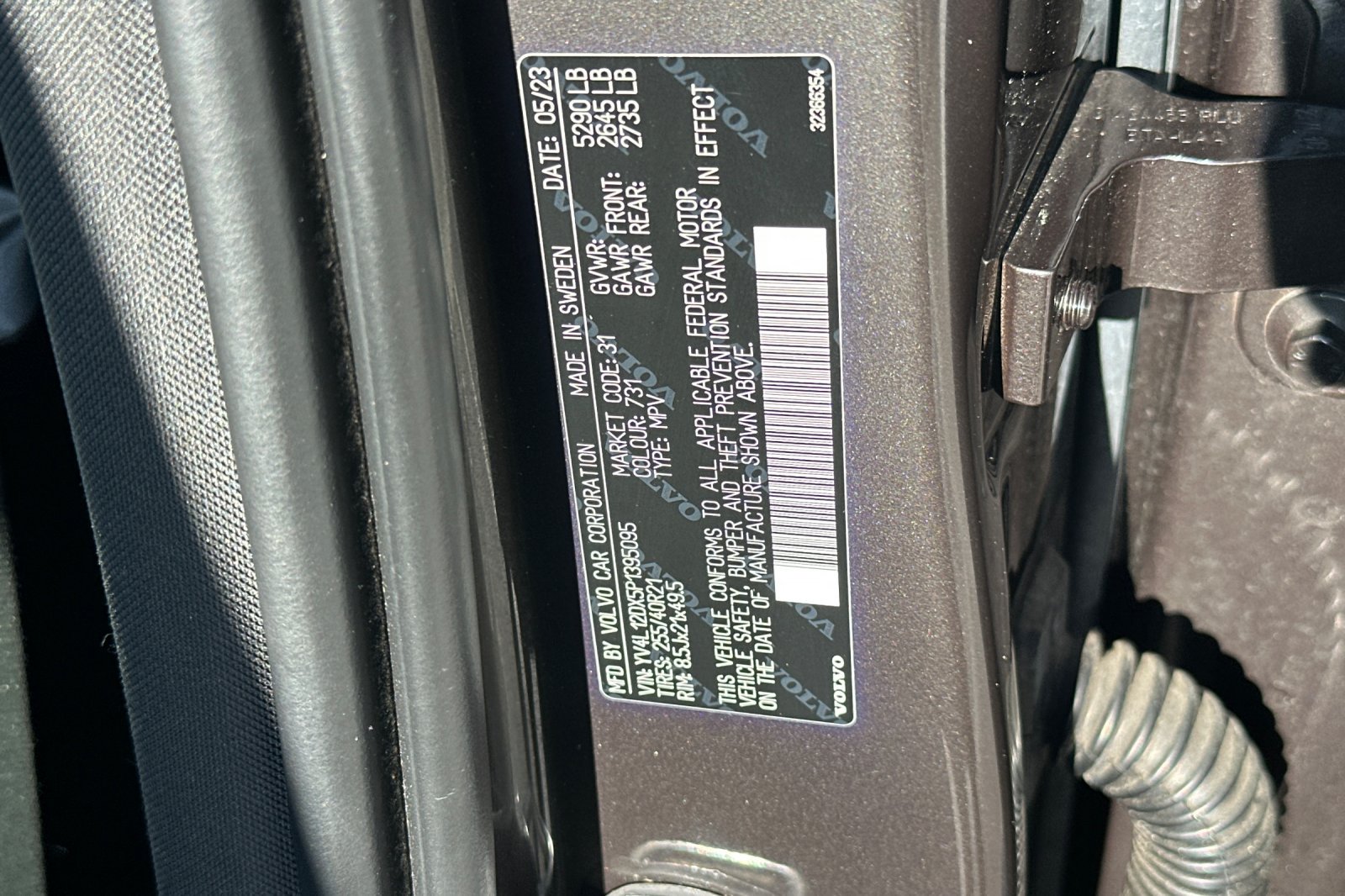 Certified 2023 Volvo XC60 B5 Ultimate w/ Climate Package FWD image 36