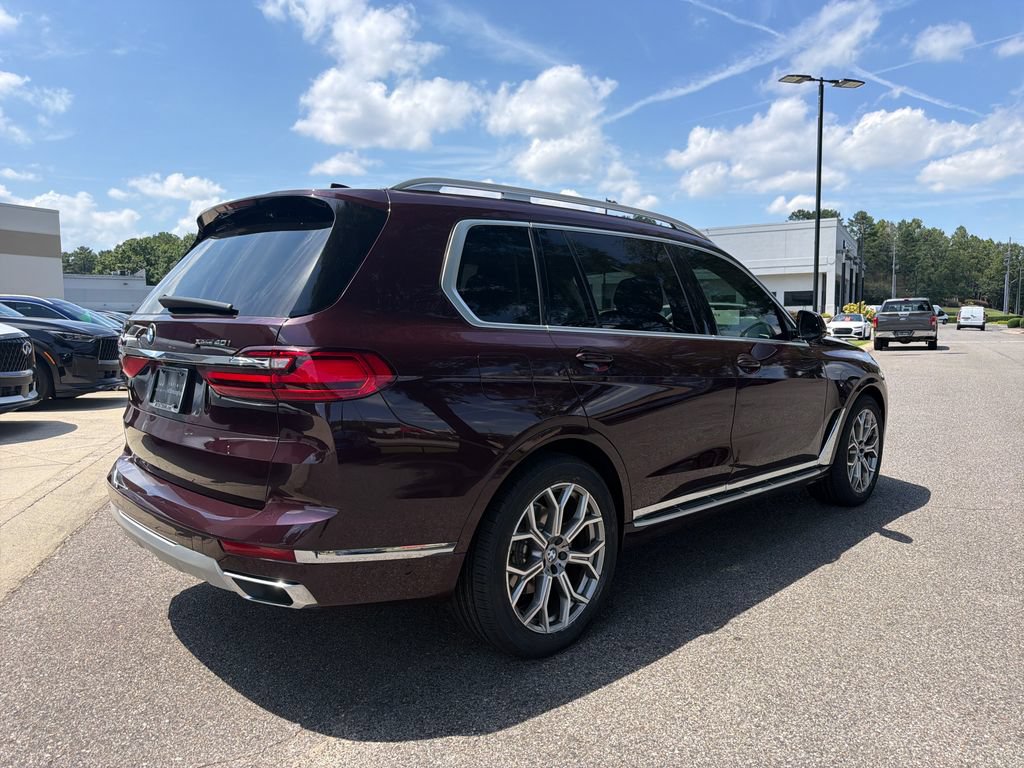 Used 2022 BMW X7 xDrive40i w/ Executive Package AWD/4WD image 12