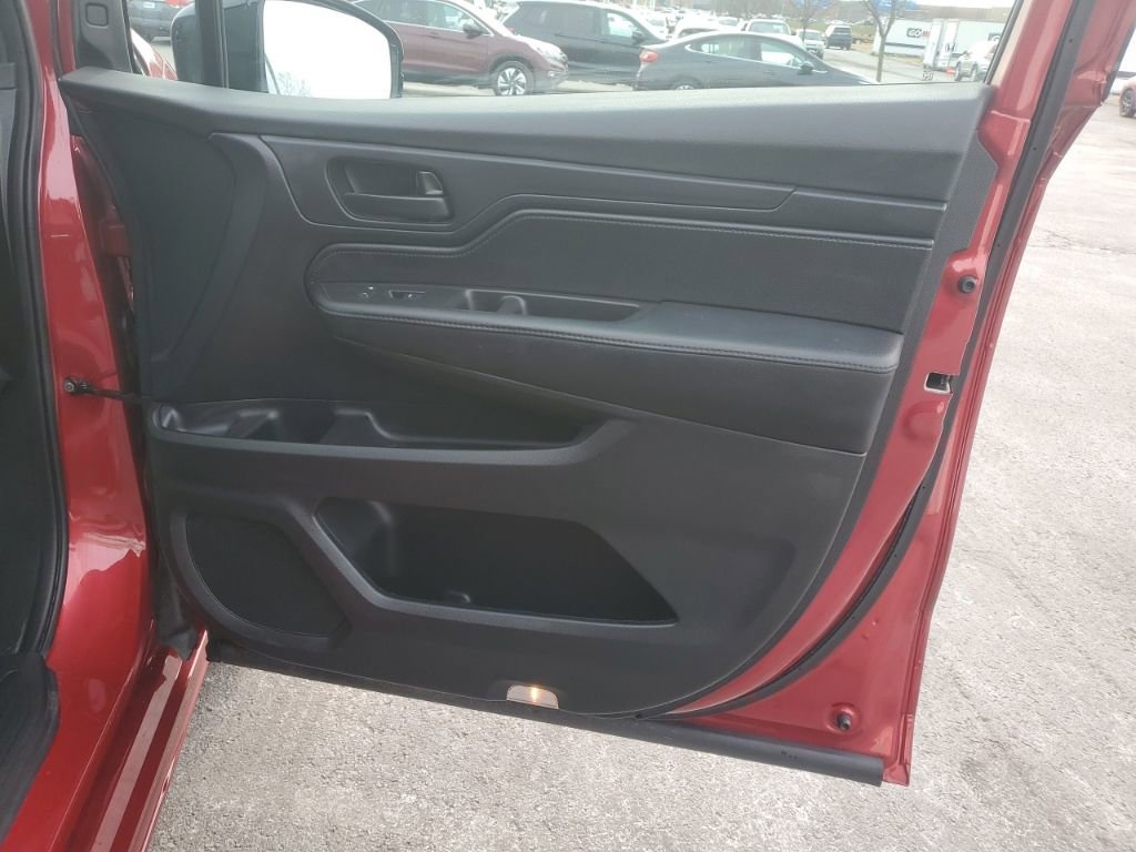 Certified 2023 Honda Odyssey Sport image 31