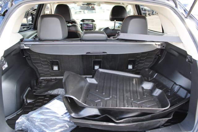 Used 2023 Subaru Crosstrek 2.5i Limited AWD/4WD image 38